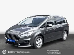 Grau Gebraucht 2022 Ford S-MAX Titanium Van / Kleinbus | 32.940 € (Fairer Preis)
