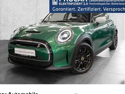 British racing green iv Gebraucht 2023 Mini Cooper SE Classic Kleinwagen | 21.870 € (Fairer Preis)