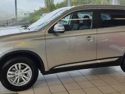 Silber Gebraucht 2020 Mitsubishi Outlander Spirit SUV | 19.600 € (Superpreis)