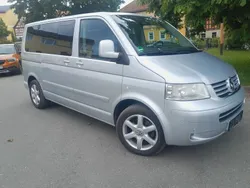 Reflexsilber metallic Gebraucht 2007 VW T5 Van | 10.000 € (Guter Preis)