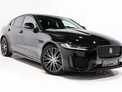 Schwarz Gebraucht 2019 Jaguar XE R-Dynamic Limousine | 18.000 € (Superpreis)