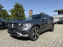 Selenitgrau Gebraucht 2017 Mercedes GLC250 SUV | 18.490 € (Superpreis)