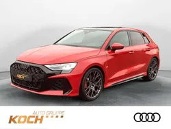 Progressivrot metallic Gebraucht 2025 Audi RS3 Kleinwagen | 67.990 € (Fairer Preis)