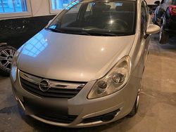 Grau Gebraucht 2006 Opel Corsa Limousine | 1.799 € (Fairer Preis)