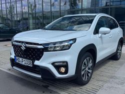 Cool white pearl metallic Gebraucht 2025 Suzuki SX4 S-Cross Comfort+ Limousine | 30.780 € (Etwas zu teuer)