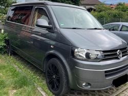Grau Gebraucht 2012 VW T5 Beach Van | 29.990 €