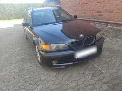Schwarz Gebraucht 2002 BMW 325 Kombi | 3.799 € (Fairer Preis)
