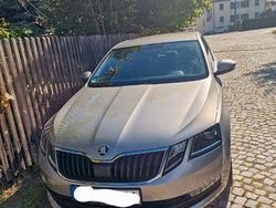 Grau Gebraucht 2018 Skoda Octavia Ambition Limousine | 13.900 € (Fairer Preis)