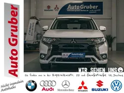 Andenweiss (s) Gebraucht 2019 Mitsubishi Outlander P-HEV SUV | 26.490 € (Teuer)