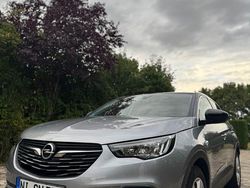 Grau Gebraucht 2020 Opel Grandland X SUV | 12.500 € (Guter Preis)