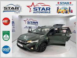 Green dusty Gebraucht 2023 Dacia Jogger Extreme Van / Kleinbus | 18.890 € (Guter Preis)