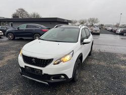 Weiß Gebraucht 2017 Peugeot 2008 Allure SUV | 5.200 €