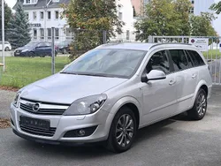 Silber Gebraucht 2010 Opel Astra Innovation Kombi | 2.999 € (Superpreis)