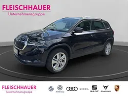 Schwarzmagic perleffekt Gebraucht 2024 Skoda Karoq Selection SUV | 29.470 € (Guter Preis)