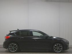 Schwarz Gebraucht 2020 Ford Focus ST-Line Limousine | 12.980 € (Fairer Preis)