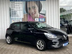 Schwarz Gebraucht 2016 Renault Clio IV Authentique | 11.480 € (Teuer)