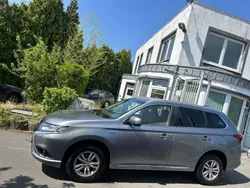 Grau Gebraucht 2018 Mitsubishi Outlander P-HEV Basis SUV | 12.999 € (Superpreis)