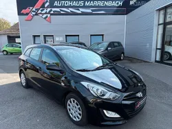 Schwarz Gebraucht 2013 Hyundai i30 Classic Kombi | 1.999 € (Guter Preis)