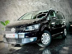 Schwarz Gebraucht 2015 VW Touran Cup Van / Kleinbus | 9.900 € (Guter Preis)