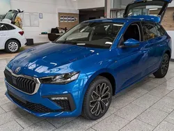 Raceblau metallic Gebraucht 2024 Skoda Scala Drive Kleinwagen | 20.990 € (Guter Preis)