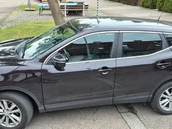 Schwarz Gebraucht 2014 Nissan Qashqai Acenta SUV | 9.900 € (Fairer Preis)