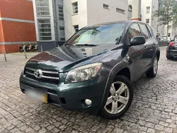 Grün Gebraucht 2007 Toyota RAV4 SUV | 4.800 € (Fairer Preis)