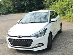 Weiß Gebraucht 2018 Hyundai i20 Classic Kleinwagen | 9.320 € (Guter Preis)