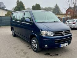 Blau Gebraucht 2011 VW Caravelle Van / Kleinbus | 11.490 €