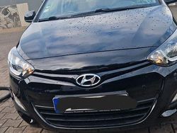 Schwarz Gebraucht 2014 Hyundai i20 Style Kleinwagen | 8.800 € (Superpreis)