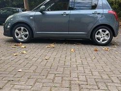 Grau Gebraucht 2007 Suzuki Swift Comfort Kleinwagen | 3.100 € (Teuer)