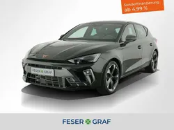 Midnight schwarz metallic Gebraucht 2024 Cupra Leon Limousine | 32.650 € (Fairer Preis)