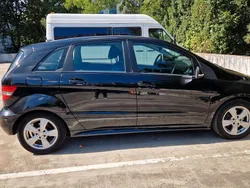 Schwarz Gebraucht 2010 Mercedes B180 Van / Kleinbus | 2.700 € (Superpreis)