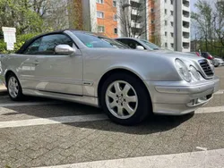 Grau Gebraucht 2003 Mercedes CLK230 Avantgarde Cabrio | 10.900 € (Etwas zu teuer)