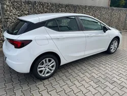 Weiß Gebraucht 2021 Opel Astra Edition Limousine | 16.100 € (Guter Preis)