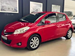 Rot Gebraucht 2012 Toyota Yaris Cool Limousine | 7.999 € (Fairer Preis)