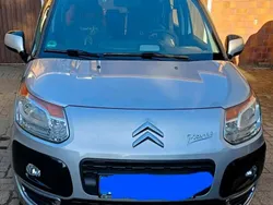 Silber Gebraucht 2011 Citroën C3 Tendance Kleinwagen | 6.450 € (Teuer)