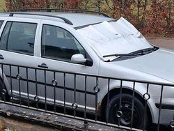 Silber Gebraucht 2002 VW Golf IV Kombi | 650 € (Superpreis)