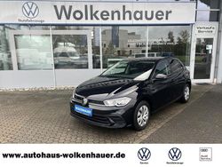 Deep black perleffekt (metallic) Gebraucht 2022 VW Polo Life Limousine | 17.450 € (Fairer Preis)