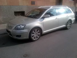 Grau metallic Gebraucht 2009 Toyota Avensis Executive Kombi | 8.500 € (Fairer Preis)