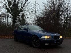 Blau Gebraucht 1998 BMW 328 Sport Line Coupé | 7.200 € (Etwas zu teuer)