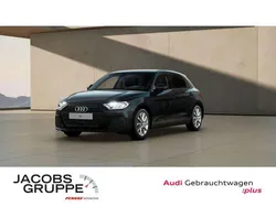 Mythosschwarz metallic Gebraucht 2025 Audi A1 Sportback Ambiente Kleinwagen | 24.480 € (Superpreis)
