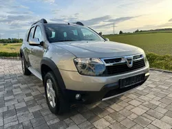 Grau Gebraucht 2012 Dacia Duster Prestige SUV | 8.500 € (Fairer Preis)