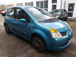 Blau Gebraucht 2005 Renault Modus Van / Kleinbus | 2.400 € (Fairer Preis)