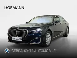 Imperialblau brillanteffekt metallic Gebraucht 2020 BMW 740 Sport Line Limousine | 47.823 € (Etwas zu teuer)