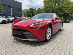 Mica rot (metallic) Gebraucht 2021 Toyota Mirai Executive Limousine | 12.990 € (Superpreis)