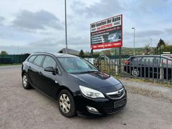 Schwarz Gebraucht 2012 Opel Astra Kombi | 1.490 € (Superpreis)
