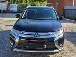 Gebraucht 2017 Mitsubishi Outlander Edition SUV | 17.800 € (Fairer Preis)