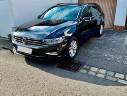 Schwarz Gebraucht 2020 VW Passat Kombi | 16.700 € (Fairer Preis)