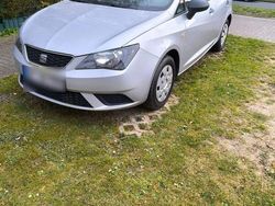 Silber Gebraucht 2014 Seat Ibiza Style Kleinwagen | 5.750 € (Fairer Preis)