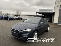 Grau Gebraucht 2022 Seat Leon Style Limousine | 18.950 € (Fairer Preis)